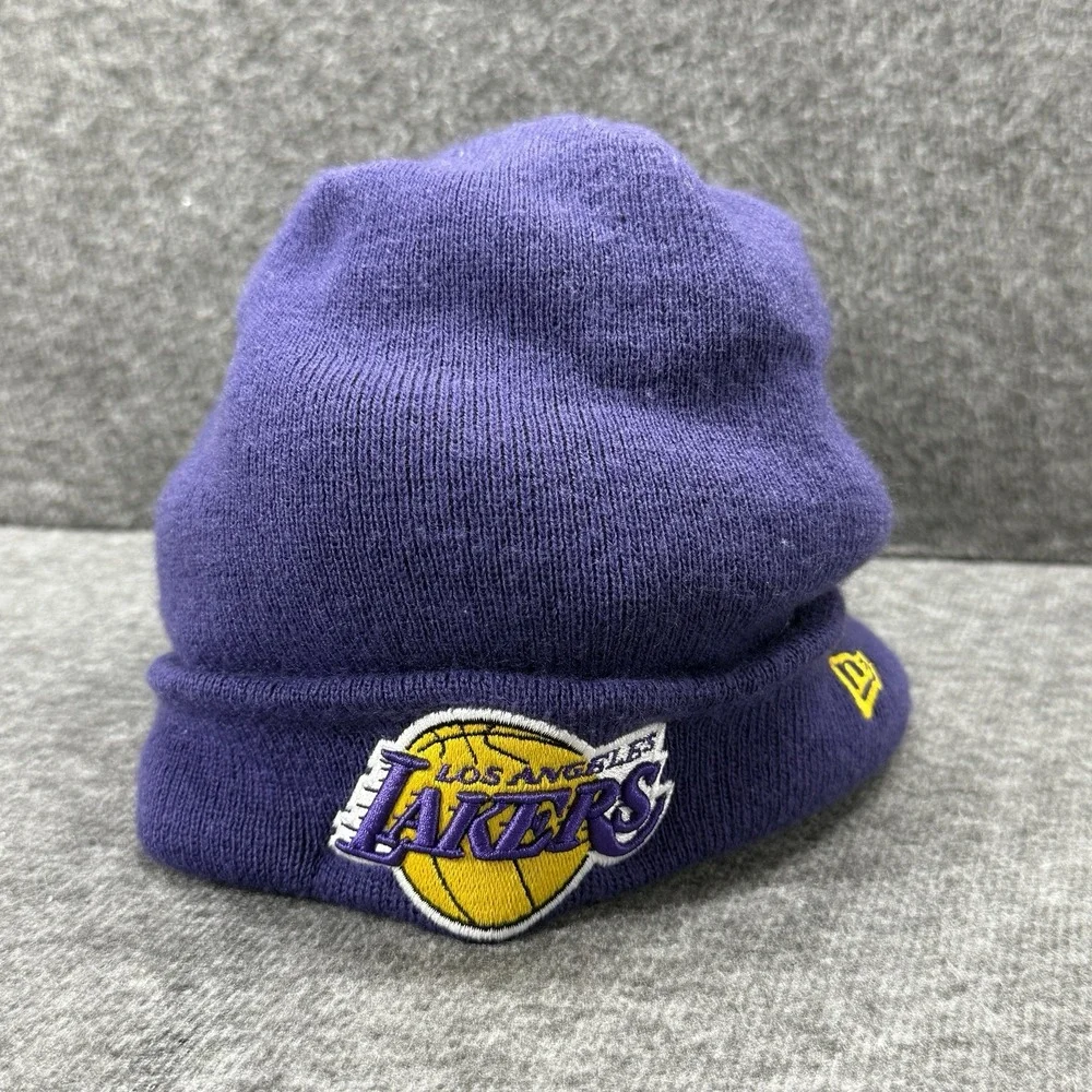 Los Angeles Lakers NEW ERA Beanie‎ Hat Purple Knit OSFM NBA Logo Patch